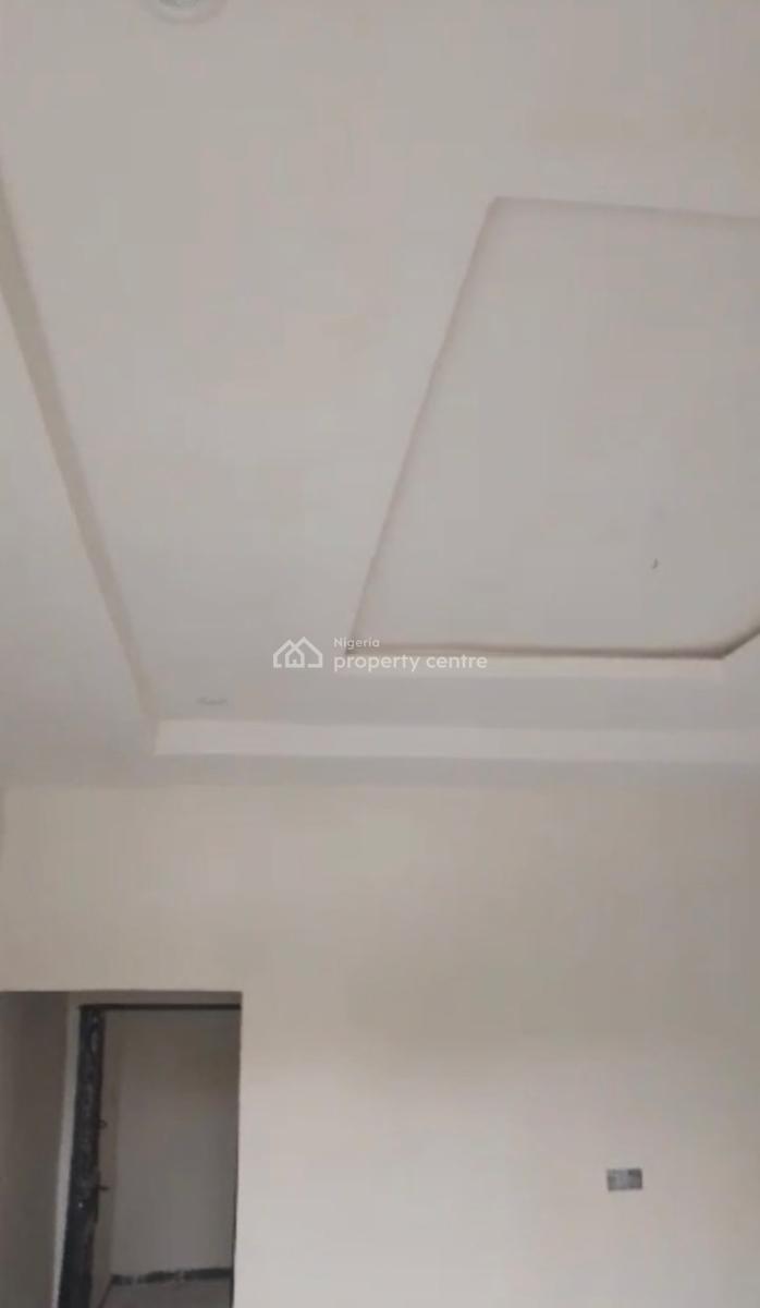 Nice Room and Parlor in a Good Location, Akabueze Street, Majek, Sangotedo, Ajah, Lagos, Mini Flat (room and Parlour) for Rent