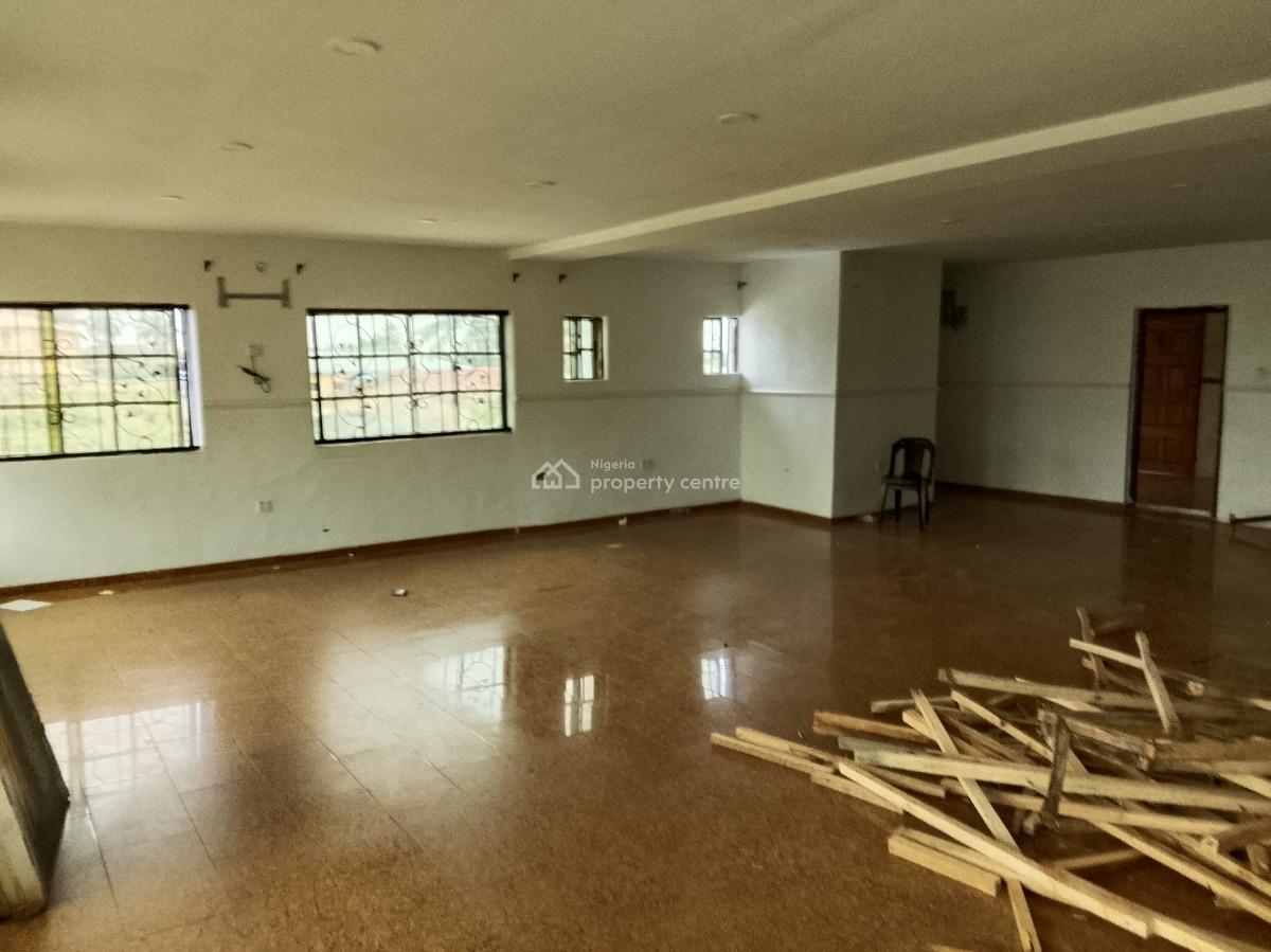 Commercial Space Facing a Major Road Is Available, Beside Akure Lga, Akure, Akure, Ondo, Office Space for Rent