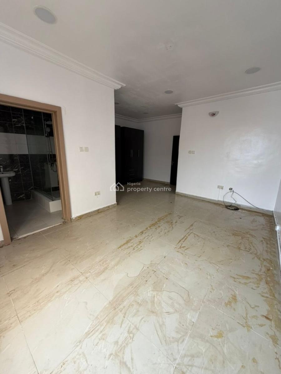 Single Room Upstairs Available, Cluster 1 Lekki County, Lekki, Lagos, Self Contain (single Rooms) for Rent