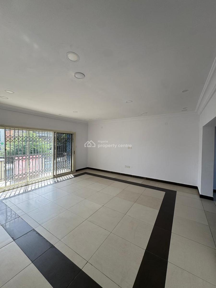 3 Bedroom Apartment with Bq, Lekki Phase 1, Lekki, Lagos, Flat / Apartment for Rent