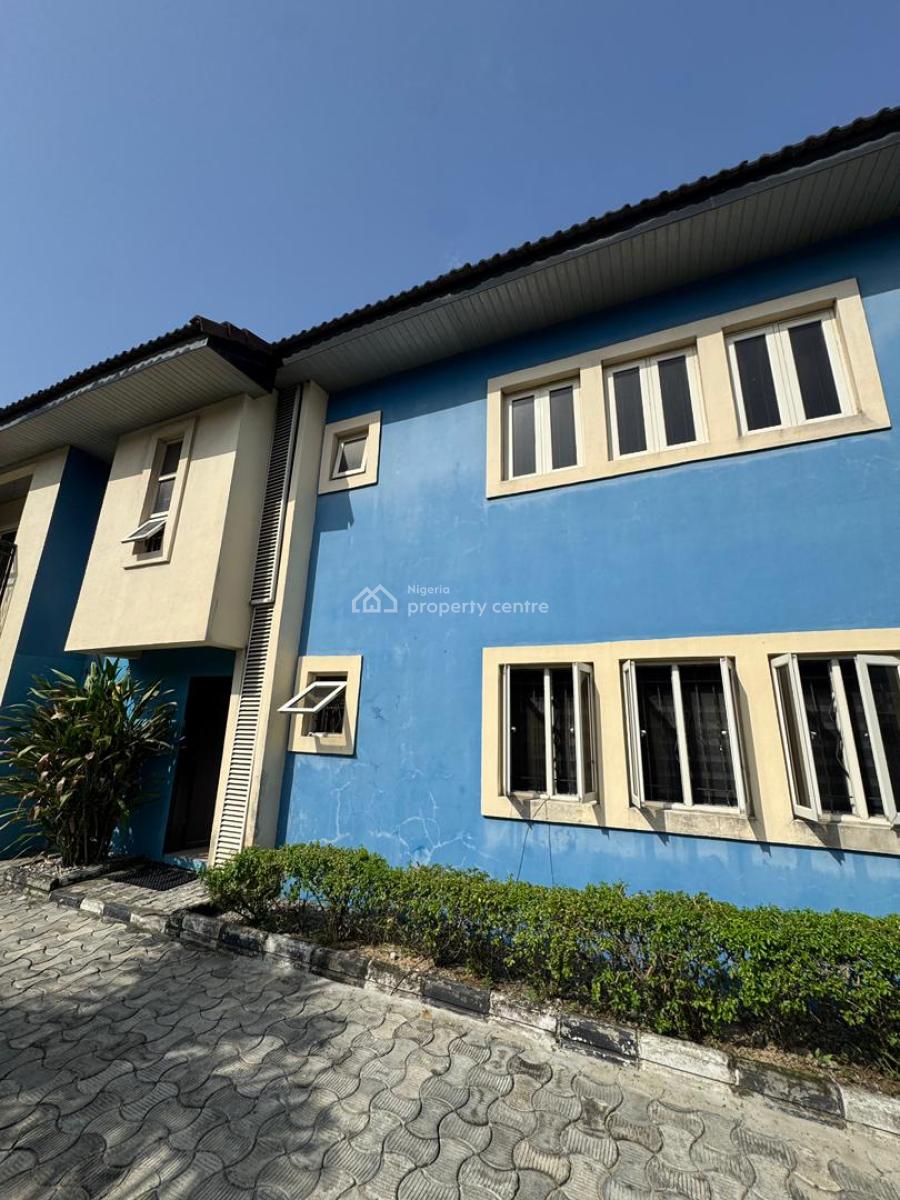 3 Bedroom Apartment with Bq, Lekki Phase 1, Lekki, Lagos, Flat / Apartment for Rent