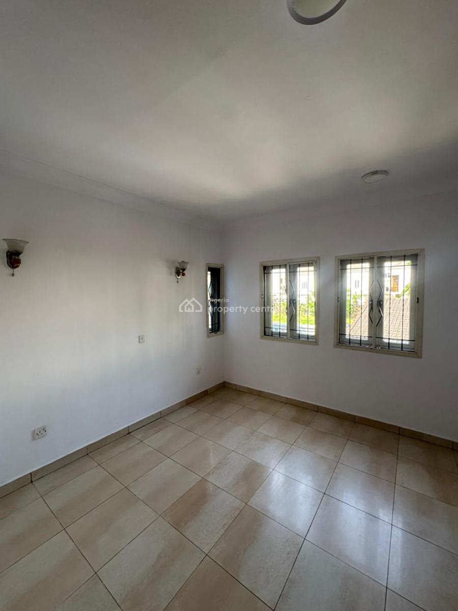 3 Bedroom Apartment with Bq, Lekki Phase 1, Lekki, Lagos, Flat / Apartment for Rent