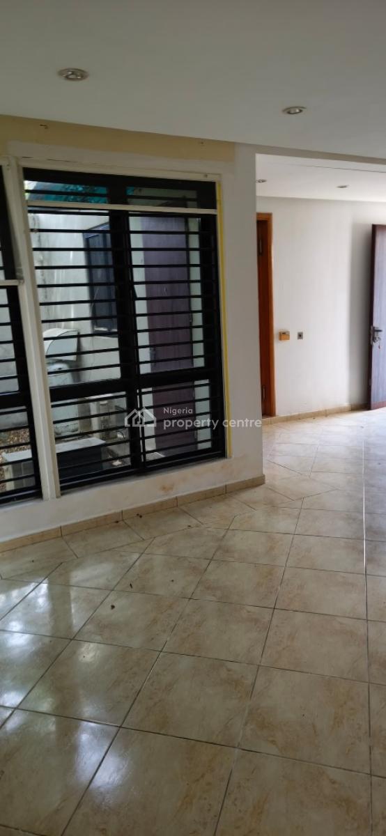 Decent 2 Bedroom Spacious Serviced Apartment with Pool, Gym & Garden, Banana Island, Banana Island, Ikoyi, Lagos, Flat / Apartment for Rent