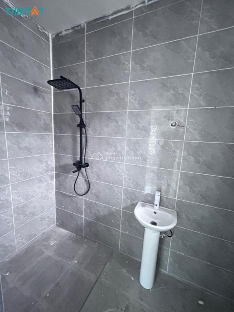 Exclusive 2-bedroom Maisonette +bq Priced at N320,000,000, with, 95% Complete ▪️ Prime Lekki Phase 1 Location ▪️ Contemporary High-rise, Lekki Phase 1, Lekki, Lagos, Terraced Duplex for Sale