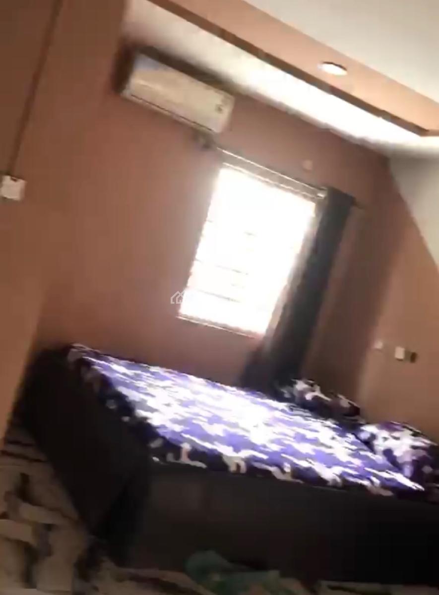 Fantastic Functional 9 Rooms Hotel, Elimgbu - Orogiwe Road ( Rumoudara - Tank Axis), Port Harcourt, Rivers, Hotel / Guest House for Sale