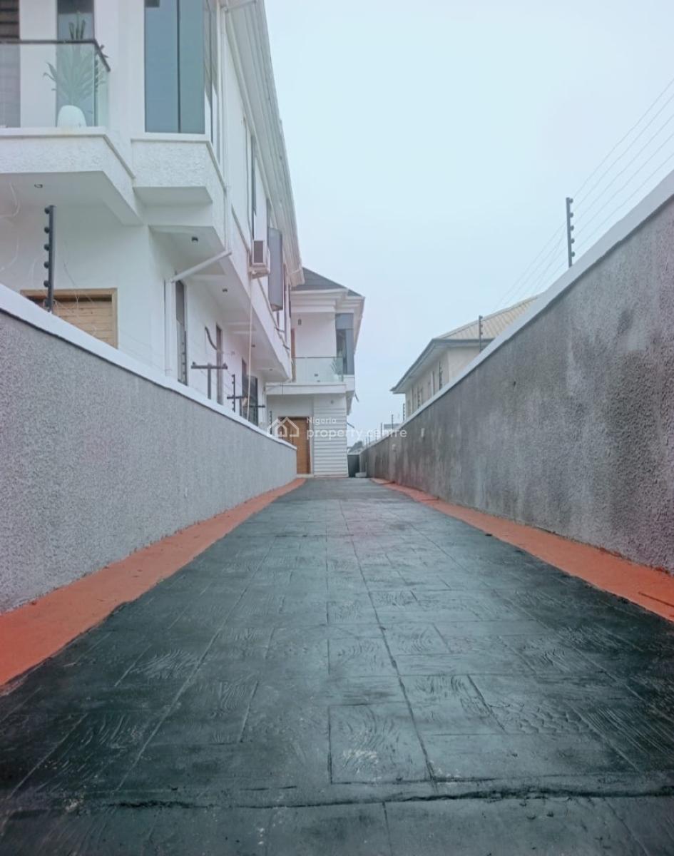 Distress Premium Brand New 4 Bedroom Semi Detached Duplex with Bq, Ikota Gra, Lekki, Lagos, Semi-detached Duplex for Sale