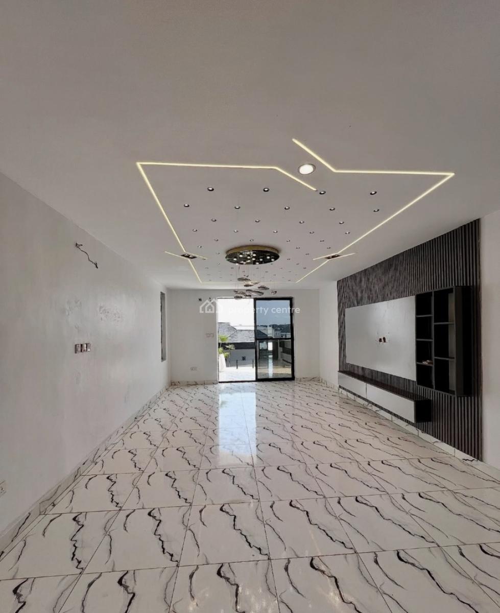 5 Bedrooms Fully Detached with Swimming Pool, Rooftop Terrace, Ikota, Lekki, Lagos, Detached Duplex for Sale