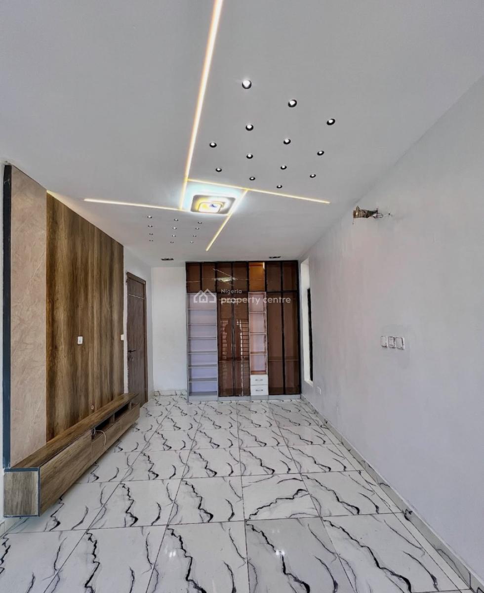 5 Bedrooms Fully Detached with Swimming Pool, Rooftop Terrace, Ikota, Lekki, Lagos, Detached Duplex for Sale