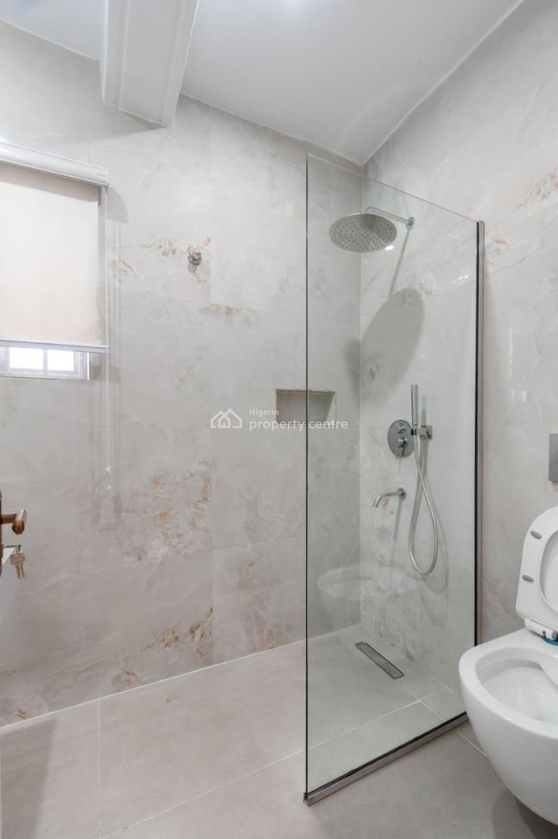 Scenic 4-bedroom Waterfront Apartment with Bq, Lekki Phase 1, Lekki, Lagos, Flat / Apartment for Rent