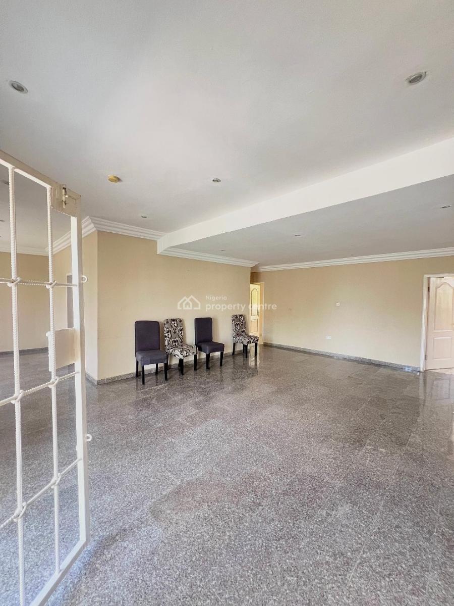 Waterfront 3-bedroom Apartment with Bq & Swimming Pool, Lekki Phase 1, Lekki, Lagos, Flat / Apartment for Rent