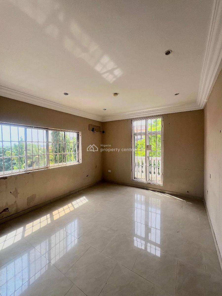 Waterfront 3-bedroom Apartment with Bq & Swimming Pool, Lekki Phase 1, Lekki, Lagos, Flat / Apartment for Rent