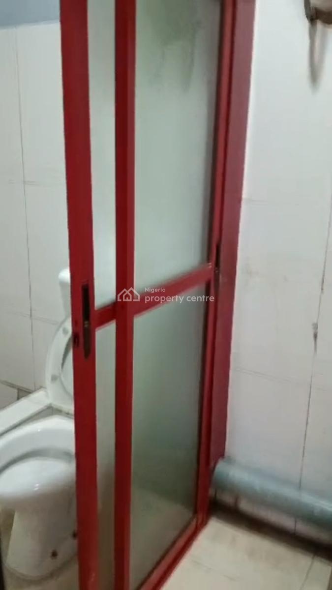 Lovely Self-con, Oregun, Ikeja, Lagos, Self Contain (single Rooms) for Rent