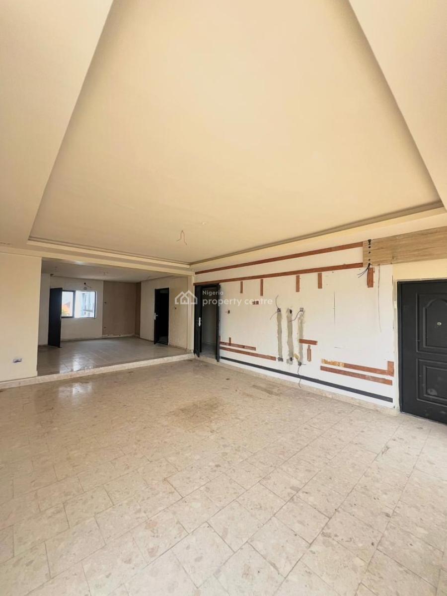 Waterfront 2-bedroom Penthouse with Bq & Swimming Pool, Lekki Phase 1, Lekki, Lagos, Flat / Apartment for Rent