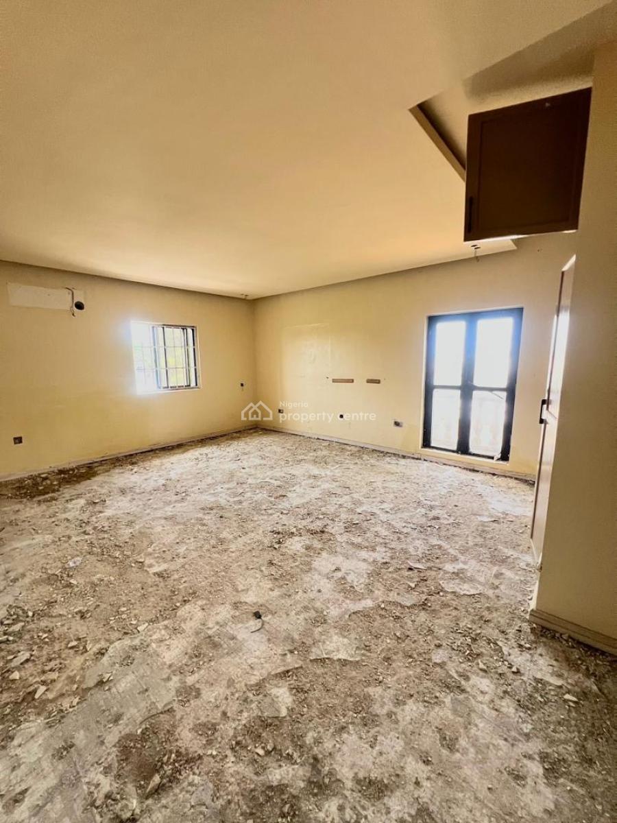Waterfront 2-bedroom Penthouse with Bq & Swimming Pool, Lekki Phase 1, Lekki, Lagos, Flat / Apartment for Rent