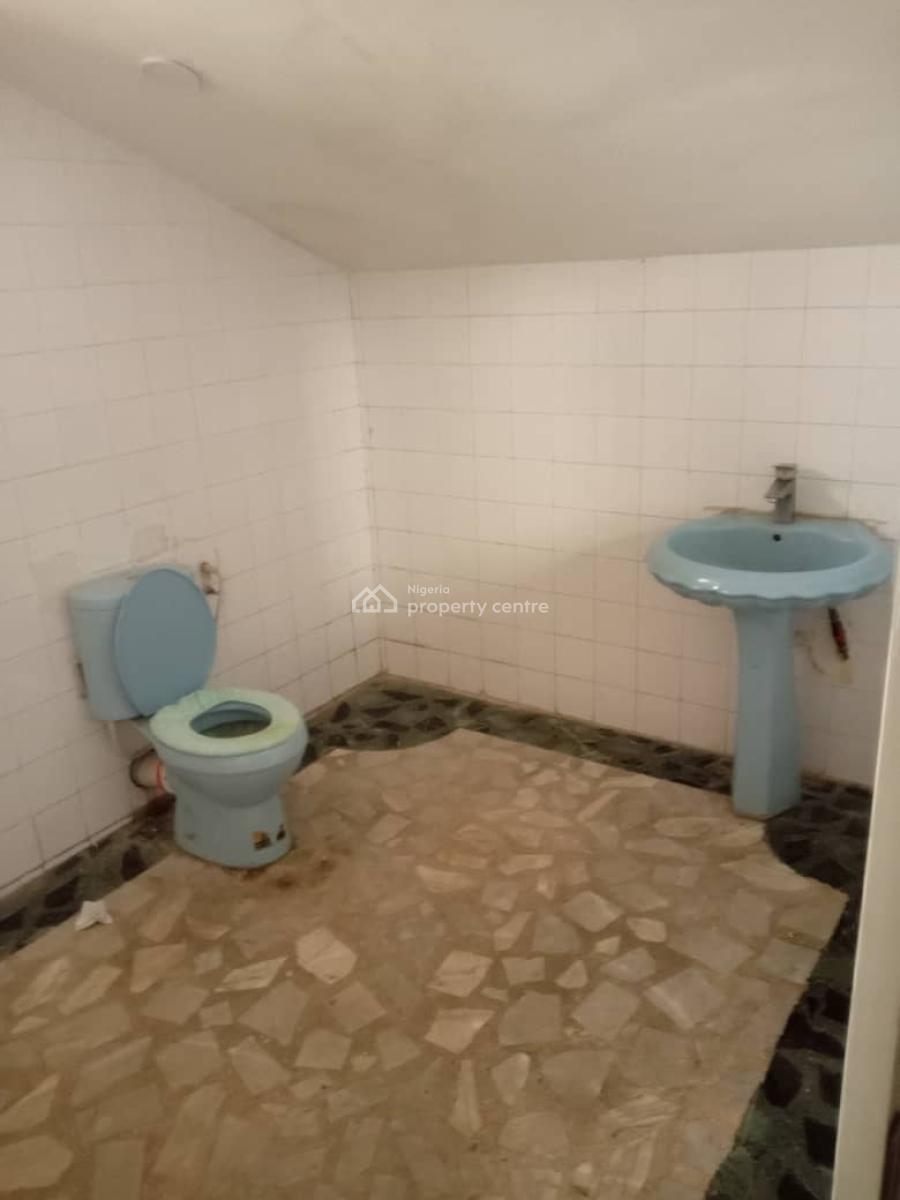 Detached 5 Bedroom Duplex, Oba Biladu Street, Opposite Olive Court, Agodi Gra, Ibadan, Oyo, Detached Duplex for Rent
