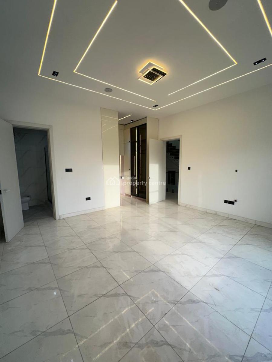 Well-built Luxury Spacious 5 Bedroom Fully Detached Duplex with Bq, Ikota, Lekki, Lagos, Detached Duplex for Sale