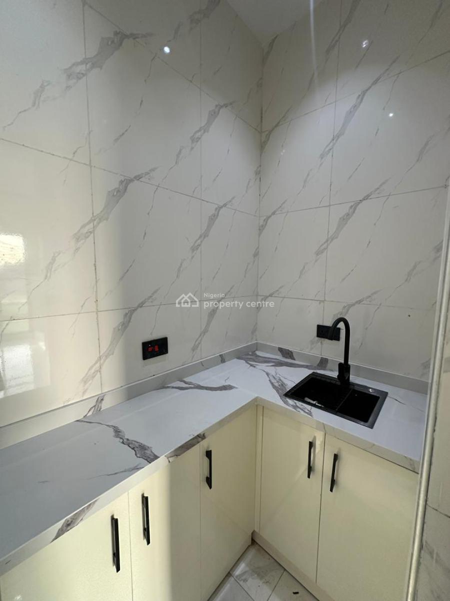 Well-built Luxury Spacious 5 Bedroom Fully Detached Duplex with Bq, Ikota, Lekki, Lagos, Detached Duplex for Sale