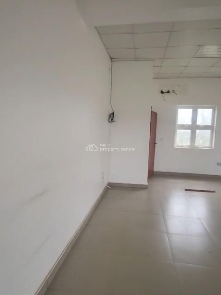 Spacious Office/ Shop Space, Franca Afegbua Crescent Apo Legislative Quaters, Apo, Abuja, Plaza / Complex / Mall for Rent