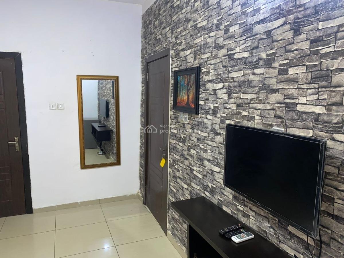 4 Bedroom Semi-detach House with a Room Bq, Ikota, Lekki, Lagos, Semi-detached Duplex for Sale