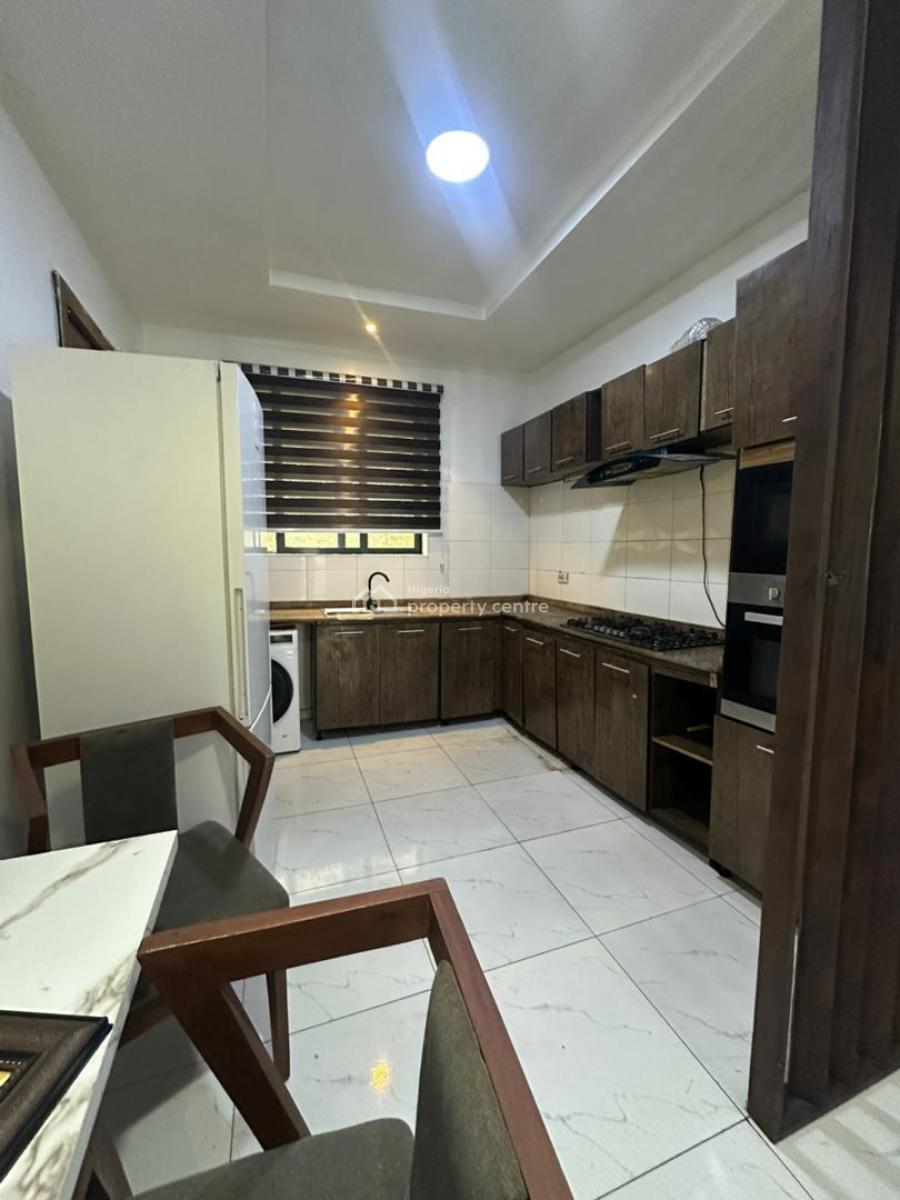 Well Maintained 2 Bedroom Apartment, Chevron Toll Gate, Lekki Phase 2, Lekki, Lagos, Flat / Apartment for Rent