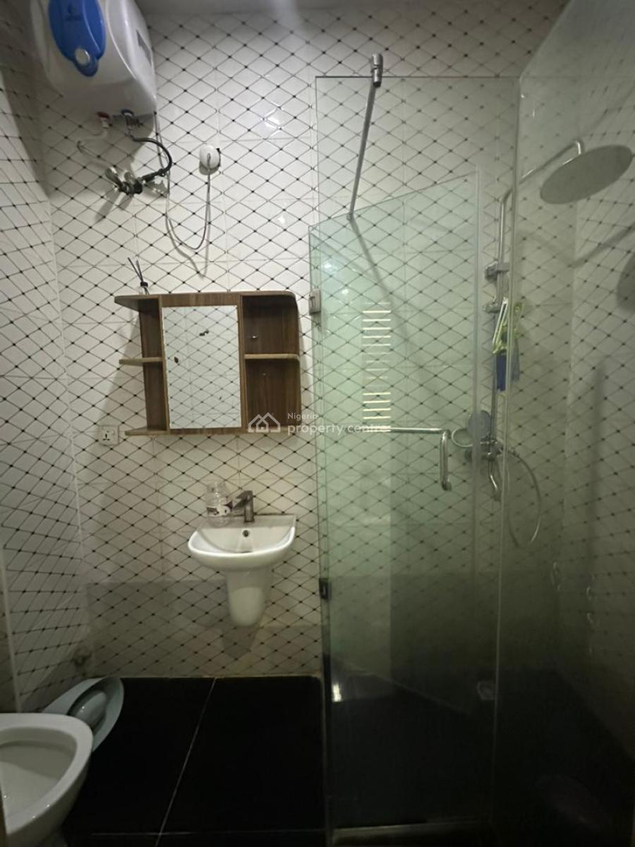 Well Maintained 2 Bedroom Apartment, Chevron Toll Gate, Lekki Phase 2, Lekki, Lagos, Flat / Apartment for Rent