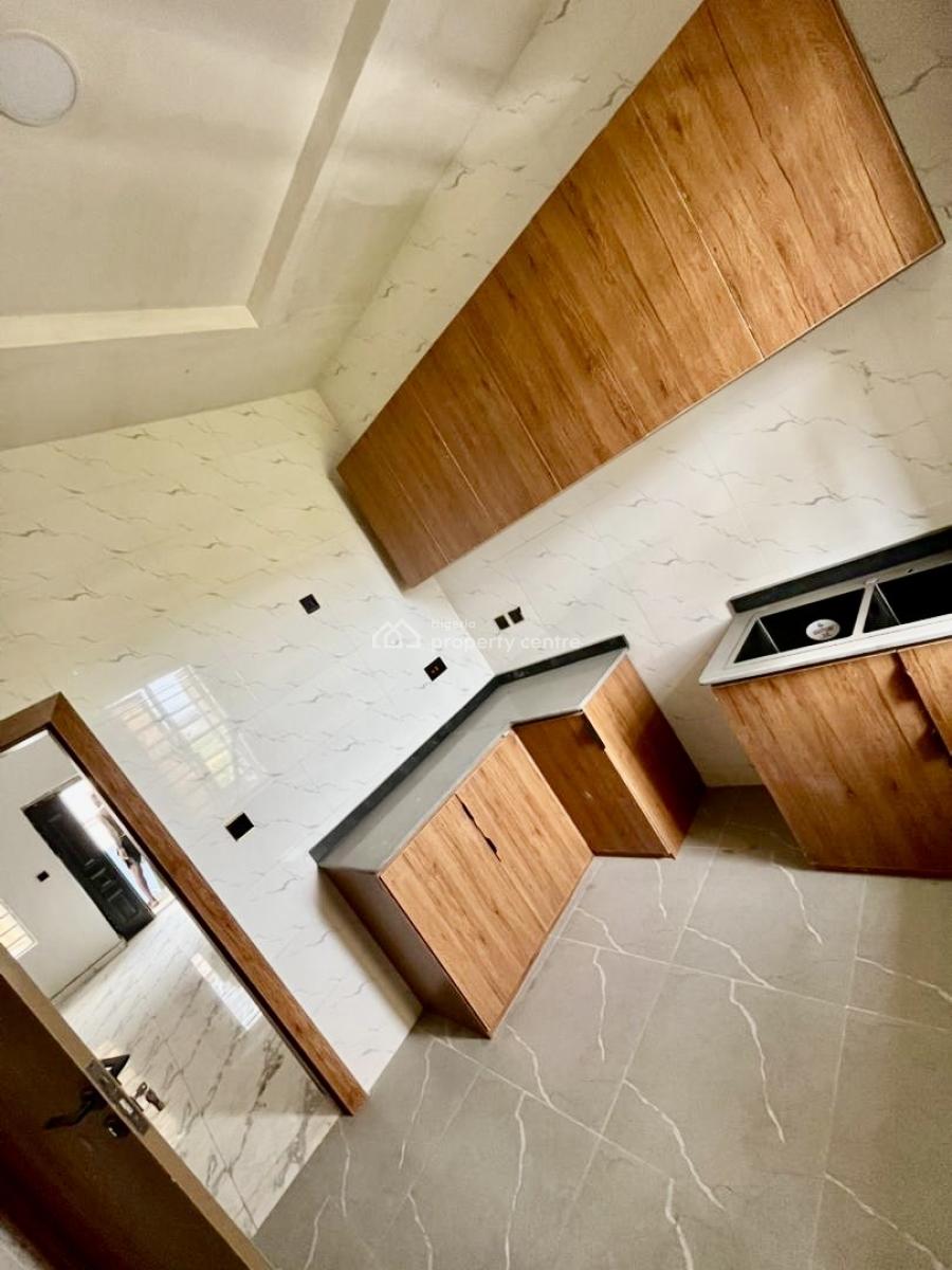 Newly Built, Behind Blenco, Sangotedo, Ajah, Lagos, Flat / Apartment for Rent