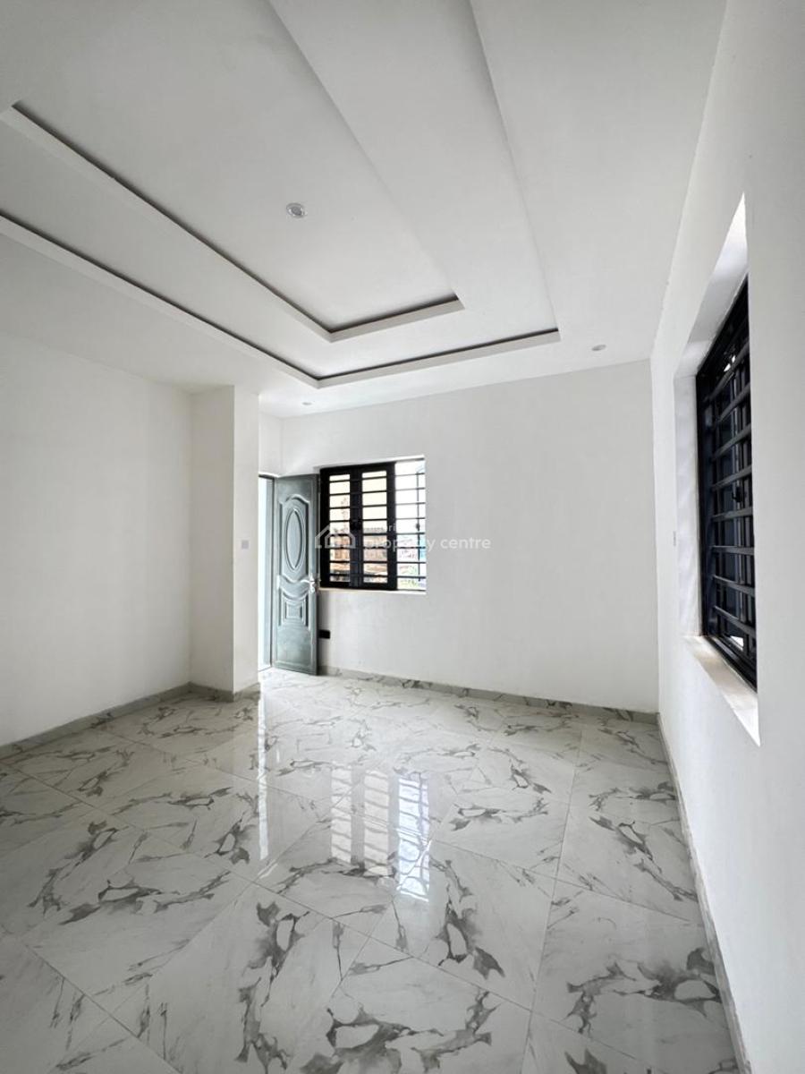 Beautiful Well Built 3 Bedroom Apartment in a Well Secured Estate, Yaba, Lagos, Flat / Apartment for Sale