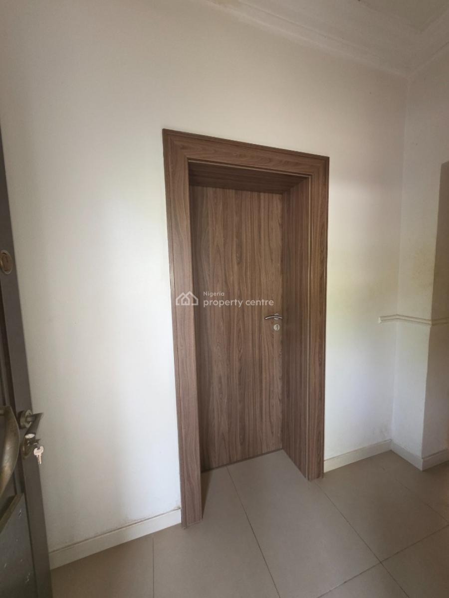 Luxury Four-bedroom Fully Furnished Terrace Apartment, Thames Street, Maitama District, Abuja, Terraced Duplex for Sale