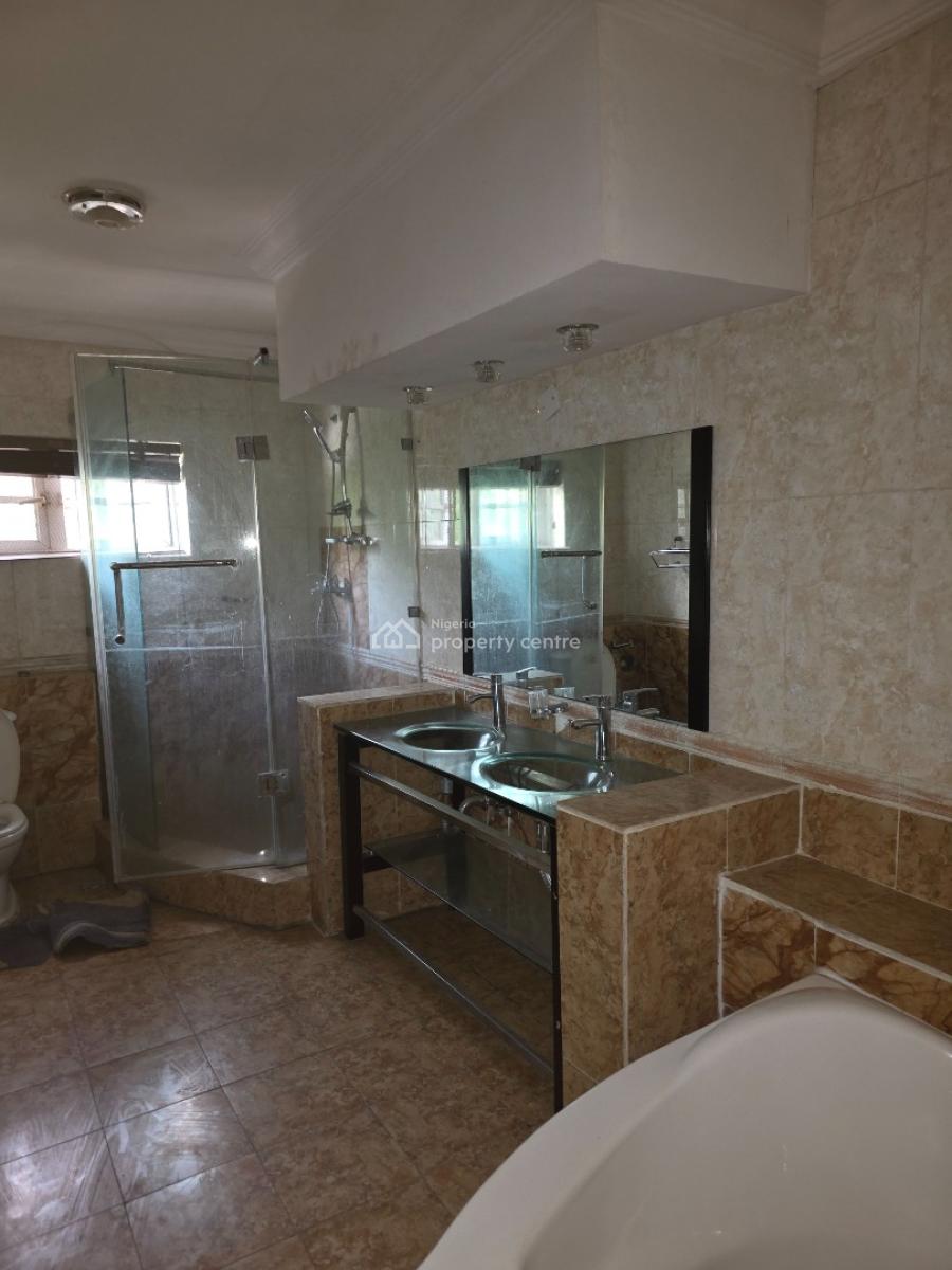 Luxury Four-bedroom Fully Furnished Terrace Apartment, Thames Street, Maitama District, Abuja, Terraced Duplex for Sale