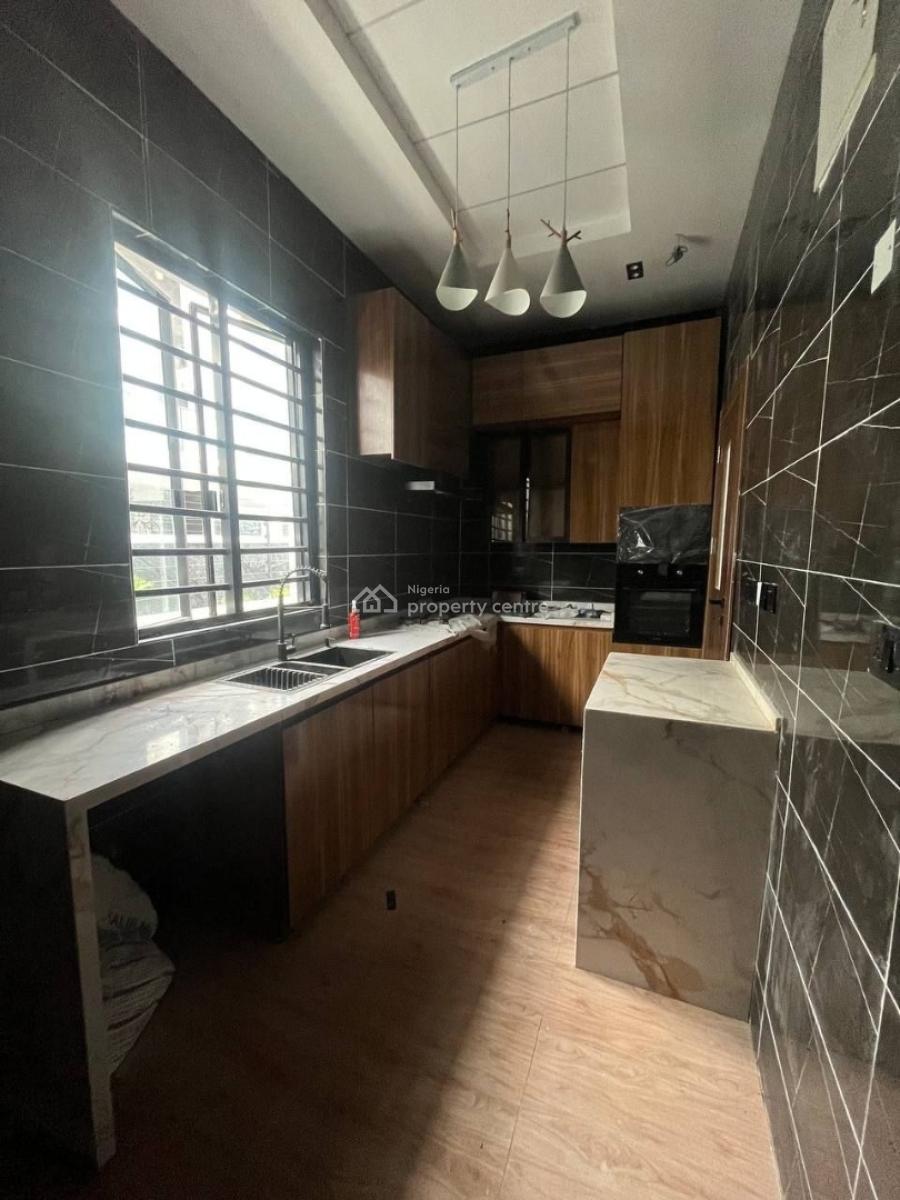 4 Bedroom Semi-detached House with a Room Bq, Ikota, Lekki, Lagos, Semi-detached Duplex for Sale