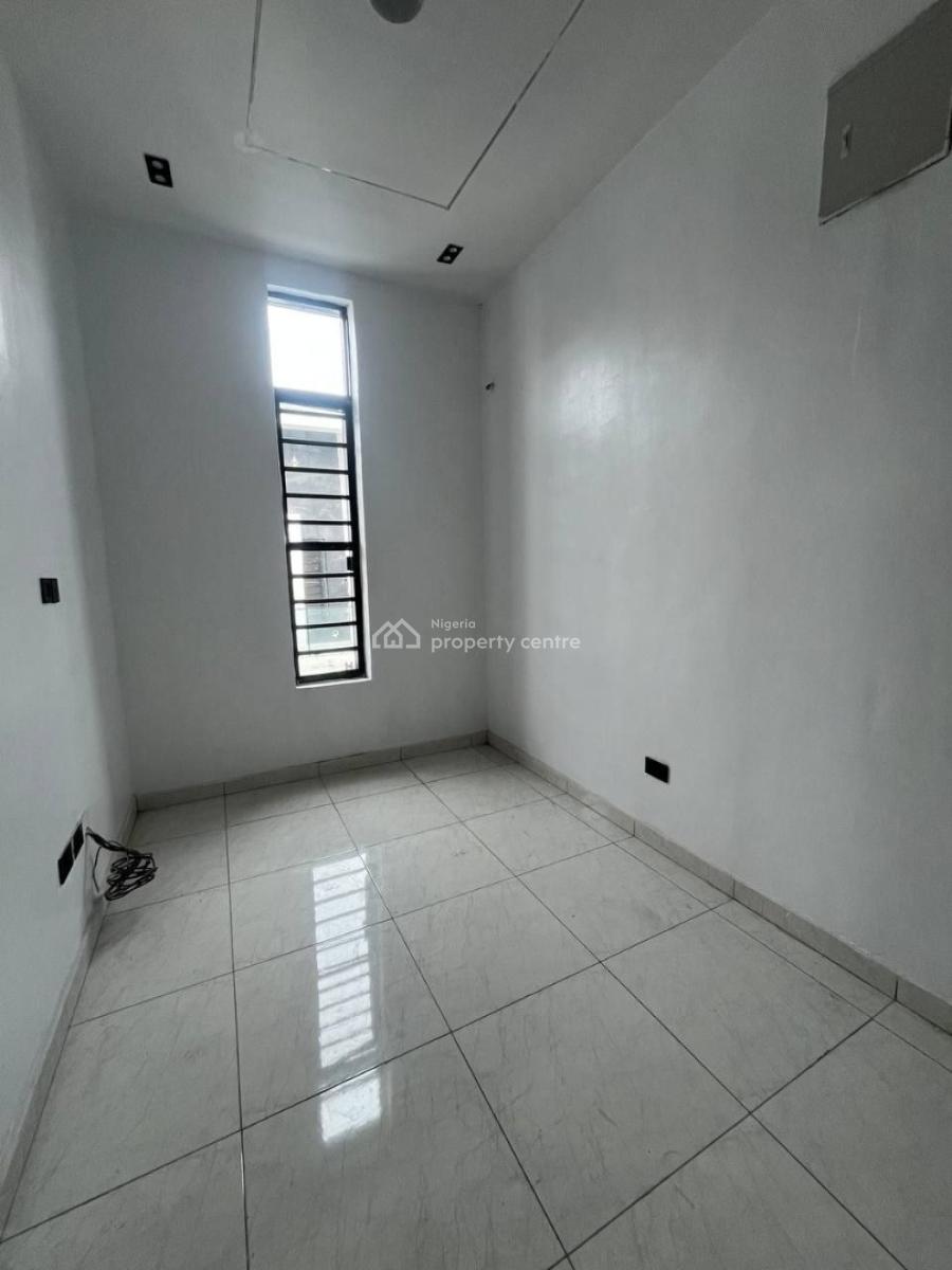 4 Bedroom Semi-detached House with a Room Bq, Ikota, Lekki, Lagos, Semi-detached Duplex for Sale