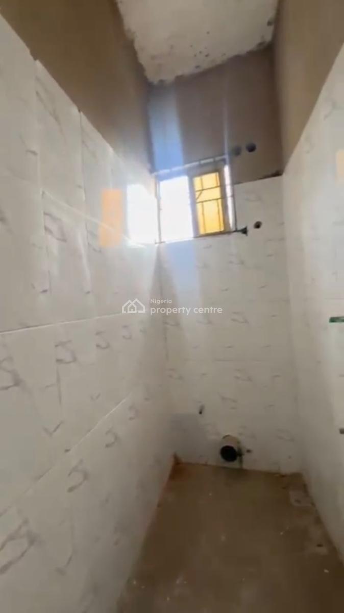 Self Contain Available, Bariga, Shomolu, Lagos, Self Contain (single Rooms) for Rent