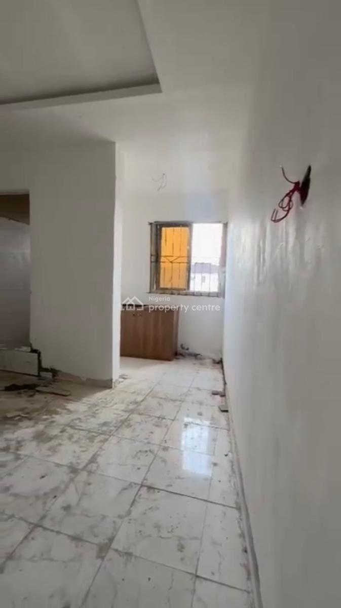 Self Contain Available, Bariga, Shomolu, Lagos, Self Contain (single Rooms) for Rent