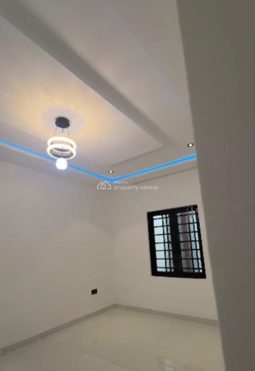 4 Bedroom Duplex Wt Self Contain Bq, 79th Estate Akwaka, Rumuodomaya, Port Harcourt, Rivers, Detached Duplex for Sale