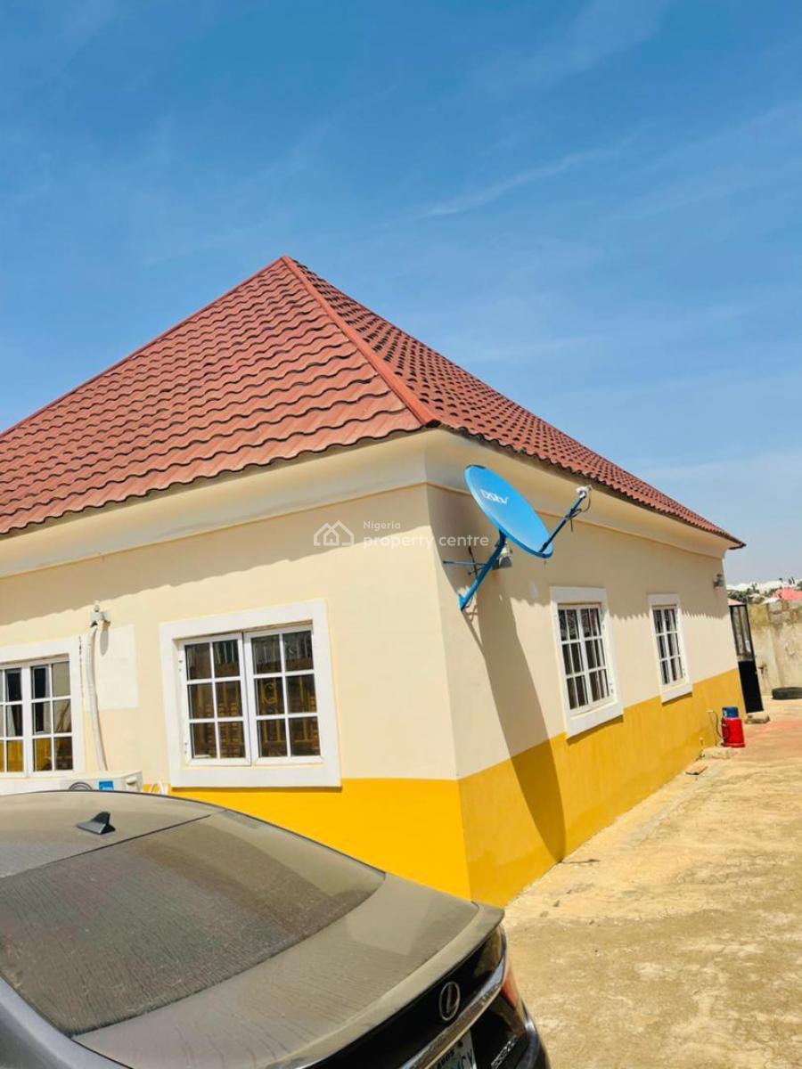3 Bedroom Bungalow with Gate House, Pyakasa, Lugbe District, Abuja, Detached Bungalow for Sale