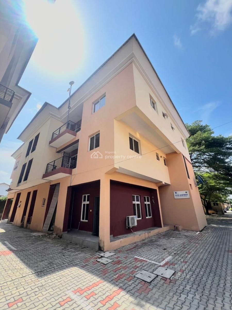 Well-finished 2-bedroom Apartment + Gym & Swimming Pool, Lekki Phase 1, Lekki, Lagos, Flat / Apartment for Rent