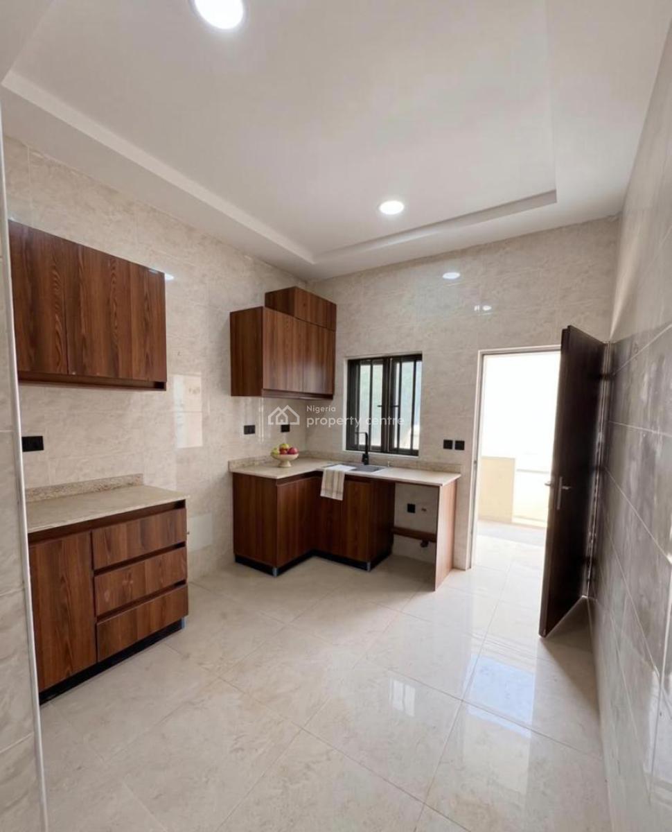 3 Bedroom Semi Detached Duplex+ Bq, Apo, Abuja, Semi-detached Duplex for Rent
