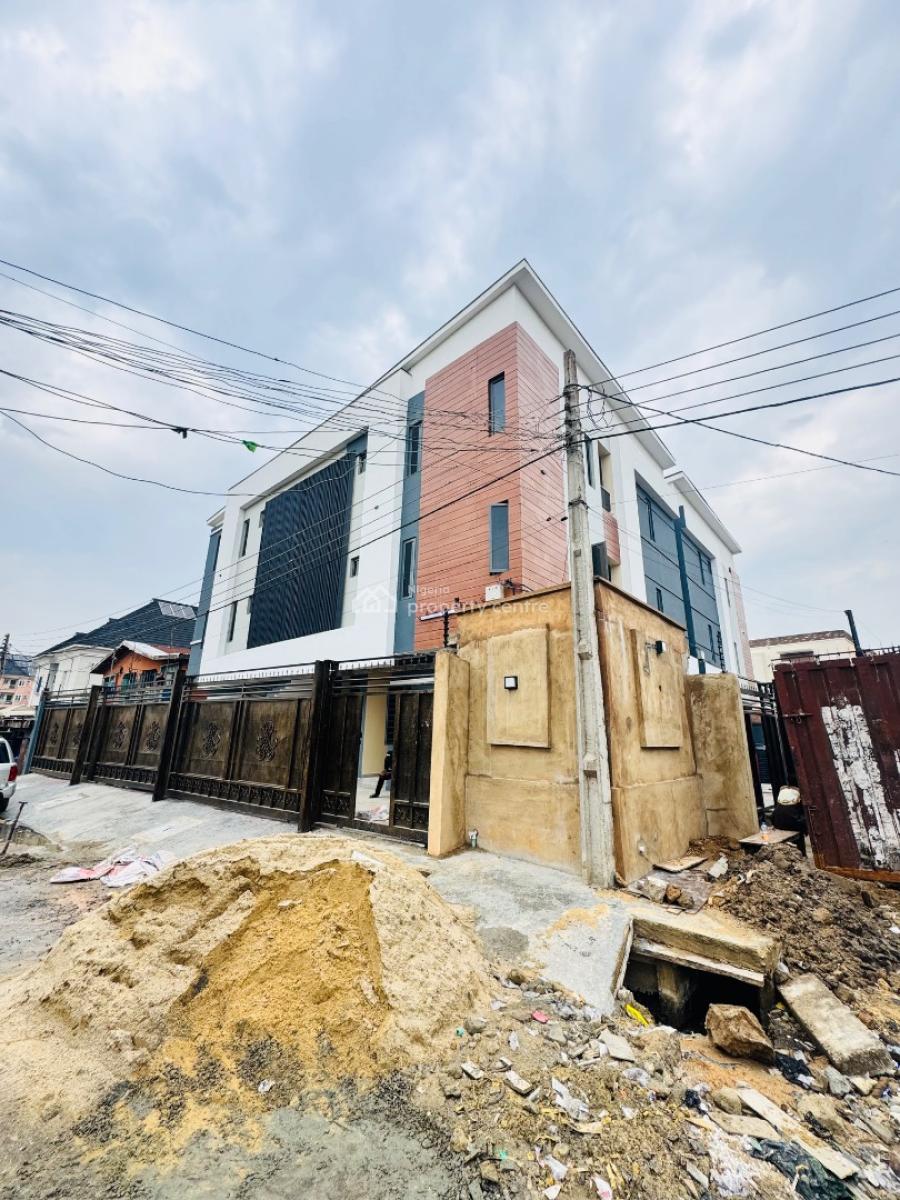 Affordable 2 Bedroom Apartment in a Beautiful Neighborhood, Surulere, Lagos, Flat / Apartment for Sale