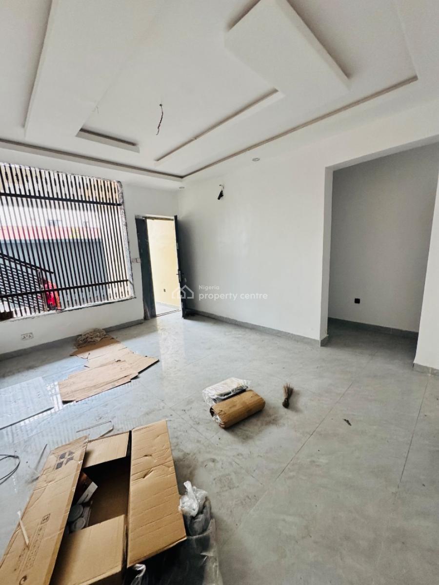 Affordable 2 Bedroom Apartment in a Beautiful Neighborhood, Surulere, Lagos, Flat / Apartment for Sale