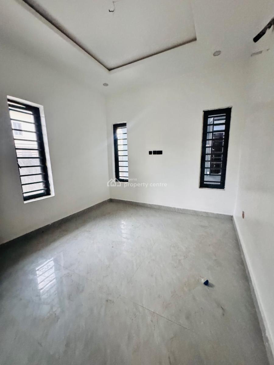 Affordable 2 Bedroom Apartment in a Beautiful Neighborhood, Surulere, Lagos, Flat / Apartment for Sale