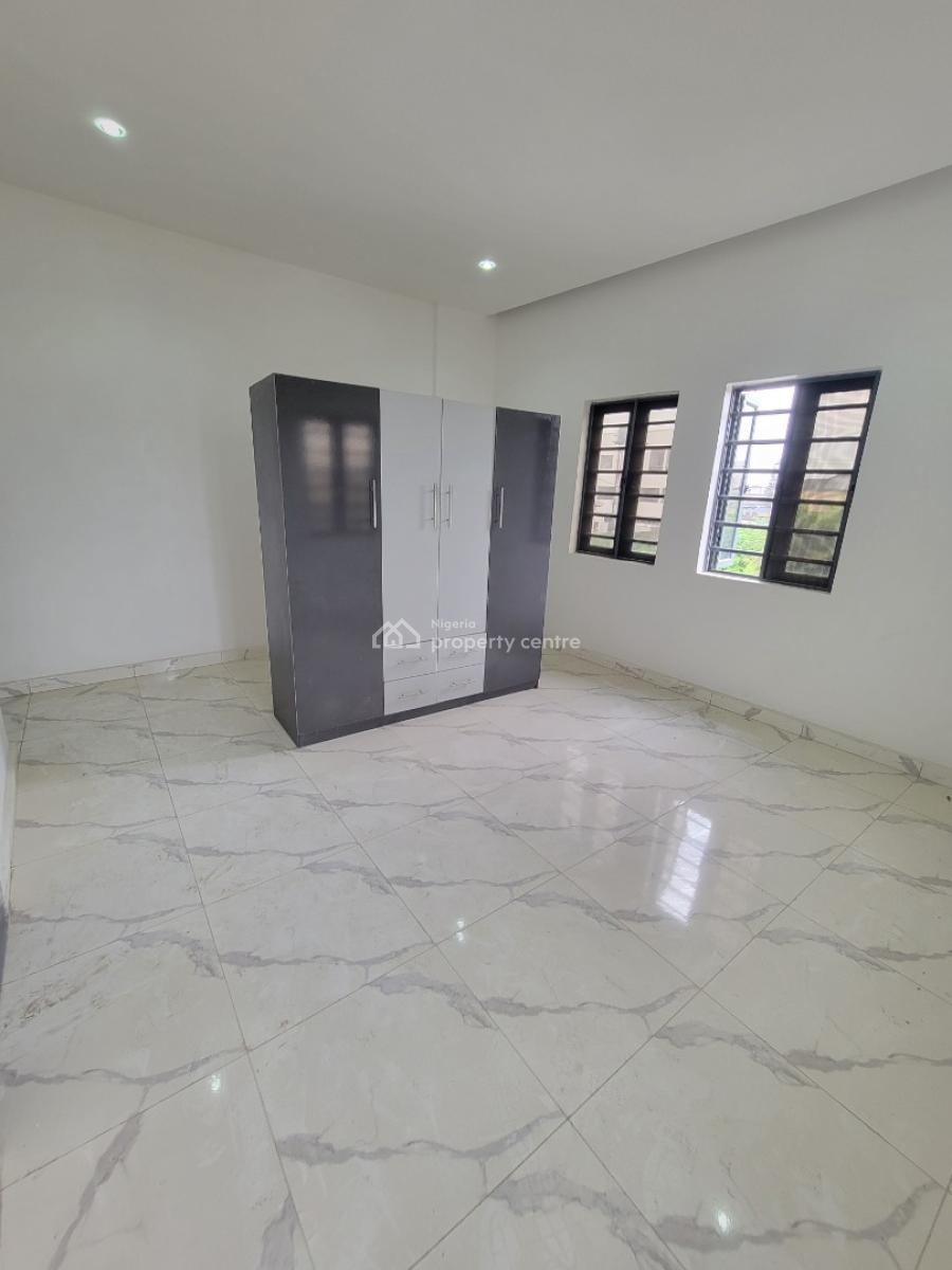 Newly Built and Spacious 2-bedroom Apartment with Swimming Pool, Lekki Peninsula Scheme 2, Off Ogombo Road, Ogombo, Ajah, Lagos, Flat / Apartment for Rent