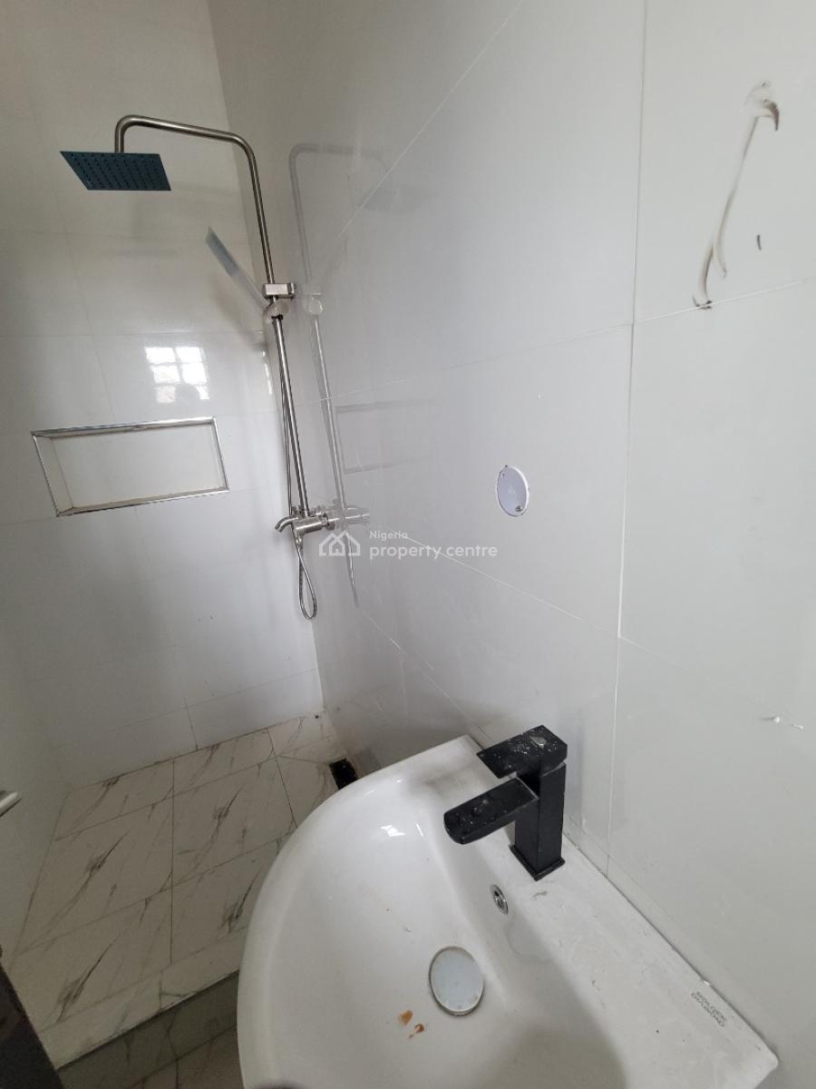 Newly Built and Spacious 2-bedroom Apartment with Swimming Pool, Lekki Peninsula Scheme 2, Off Ogombo Road, Ogombo, Ajah, Lagos, Flat / Apartment for Rent