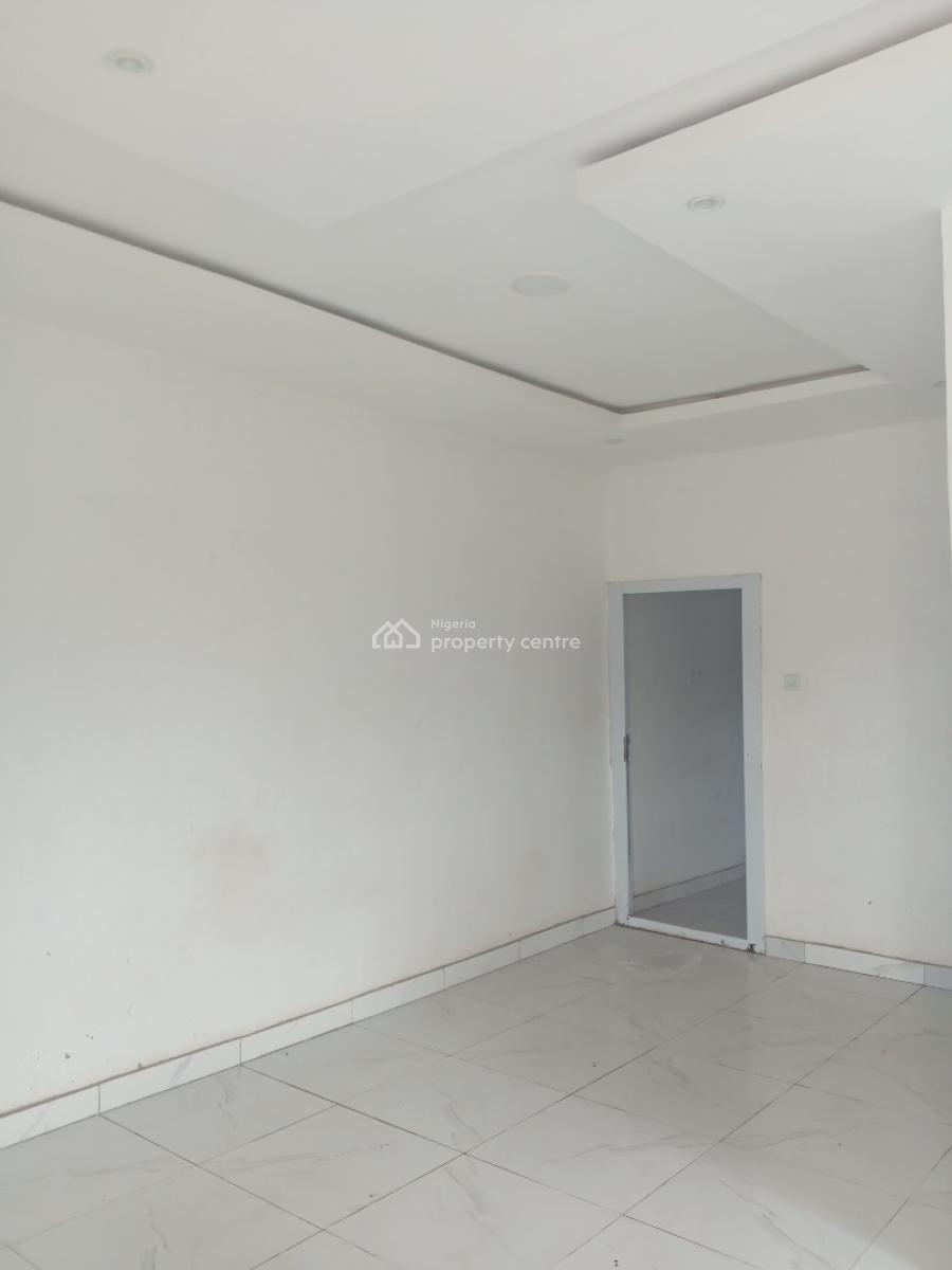 Luxury Neatly Used Mini Flat Downstairs P.o.papartment, Unity Estate Gbetu, Awoyaya, Ibeju Lekki, Lagos, Mini Flat (room and Parlour) for Rent