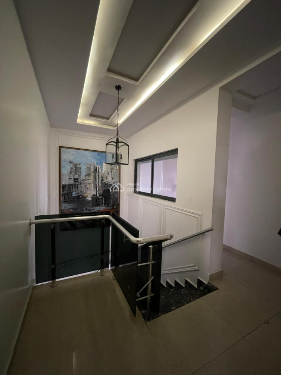 Spacious 4 Bedroom Terrace Duplex with Bq, Admiralty Way, Lekki Phase 1, Lekki, Lagos, Terraced Duplex for Rent