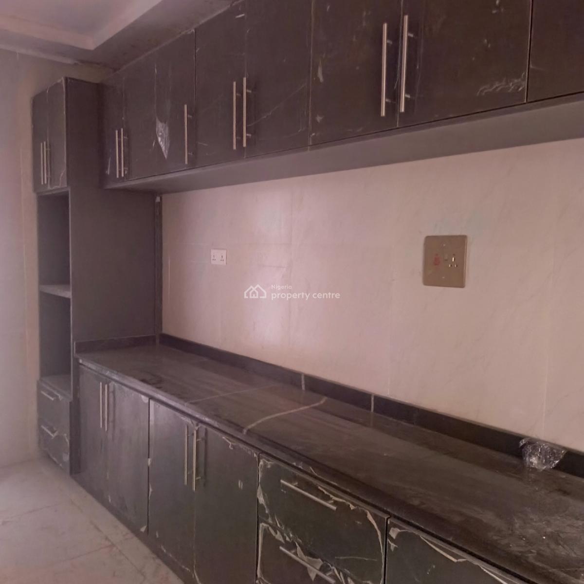Sharp Spacious and Beautiful2 Bedrooms, T Pumpy Phase 11, Fha (f.h.a), Lugbe District, Abuja, Semi-detached Bungalow for Rent