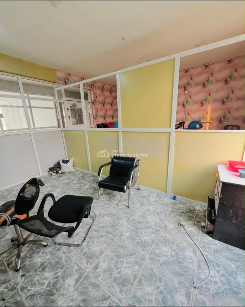 Shop Available, Orchid, Lekki, Lagos, Commercial Property for Rent