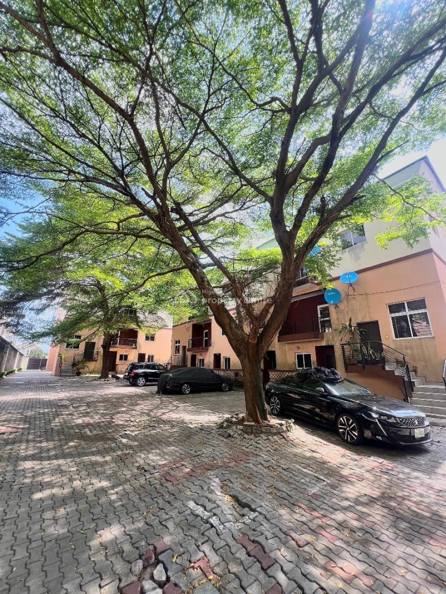 Modern 1-bedroom Apartment with Gym & Swimming Pool, Lekki Phase 1, Lekki, Lagos, Flat / Apartment for Rent