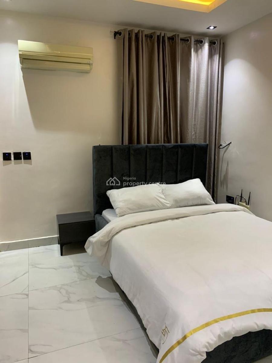 Fully Furnished 2 Bedroom Apartment, Lekki Phase 1, Lekki, Lagos, Flat / Apartment for Rent