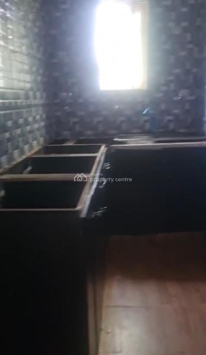 Well Maintained 2 Bedroom Flat with Rooms En-suite, Allen, Ikeja, Lagos, Flat / Apartment for Rent