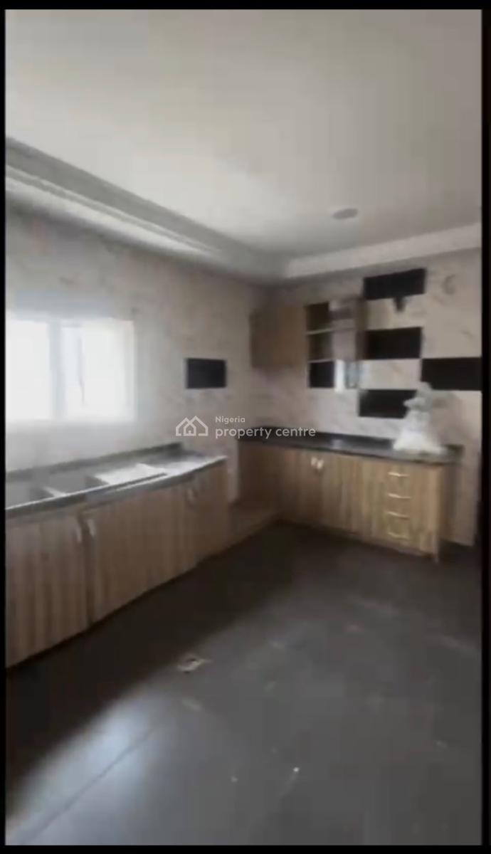 Amazing 3 Bedroom Bungalow with Bq, Lugbe District, Abuja, Detached Bungalow for Sale